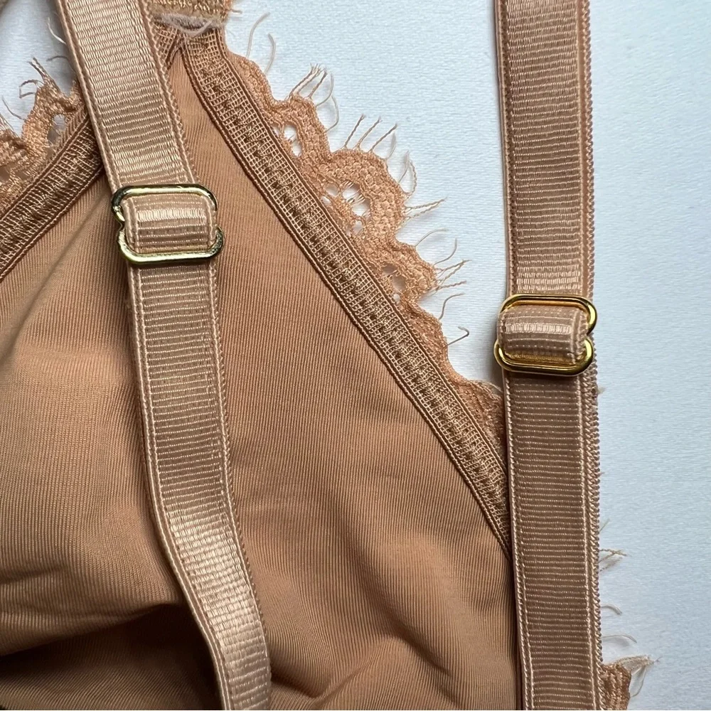 Pepper Everyday Lace Triangle Bralette in‎ Tuscan Tan size small